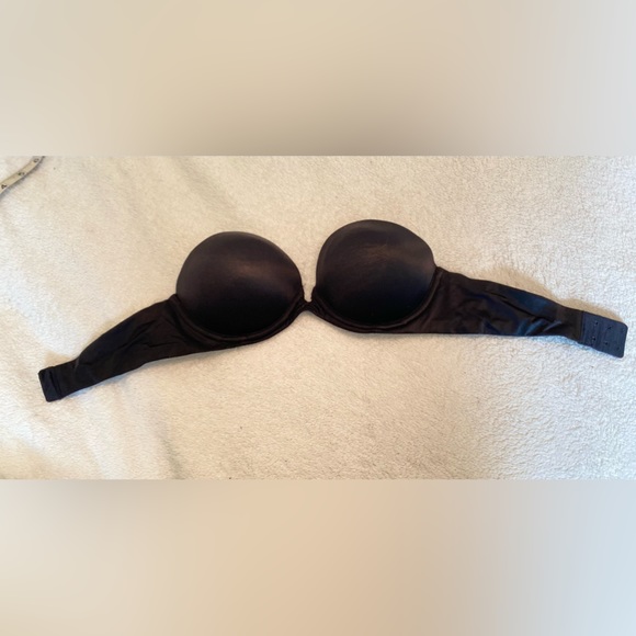 Victoria’s Secret Women’s strapless black push-up bra 32C - Picture 1 of 5